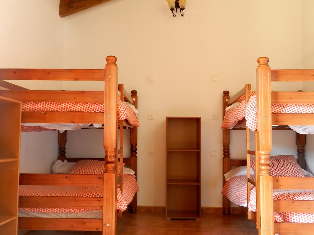 Hostel El Lago, Caceres Хараіс-де-ла-Вера Номер фото