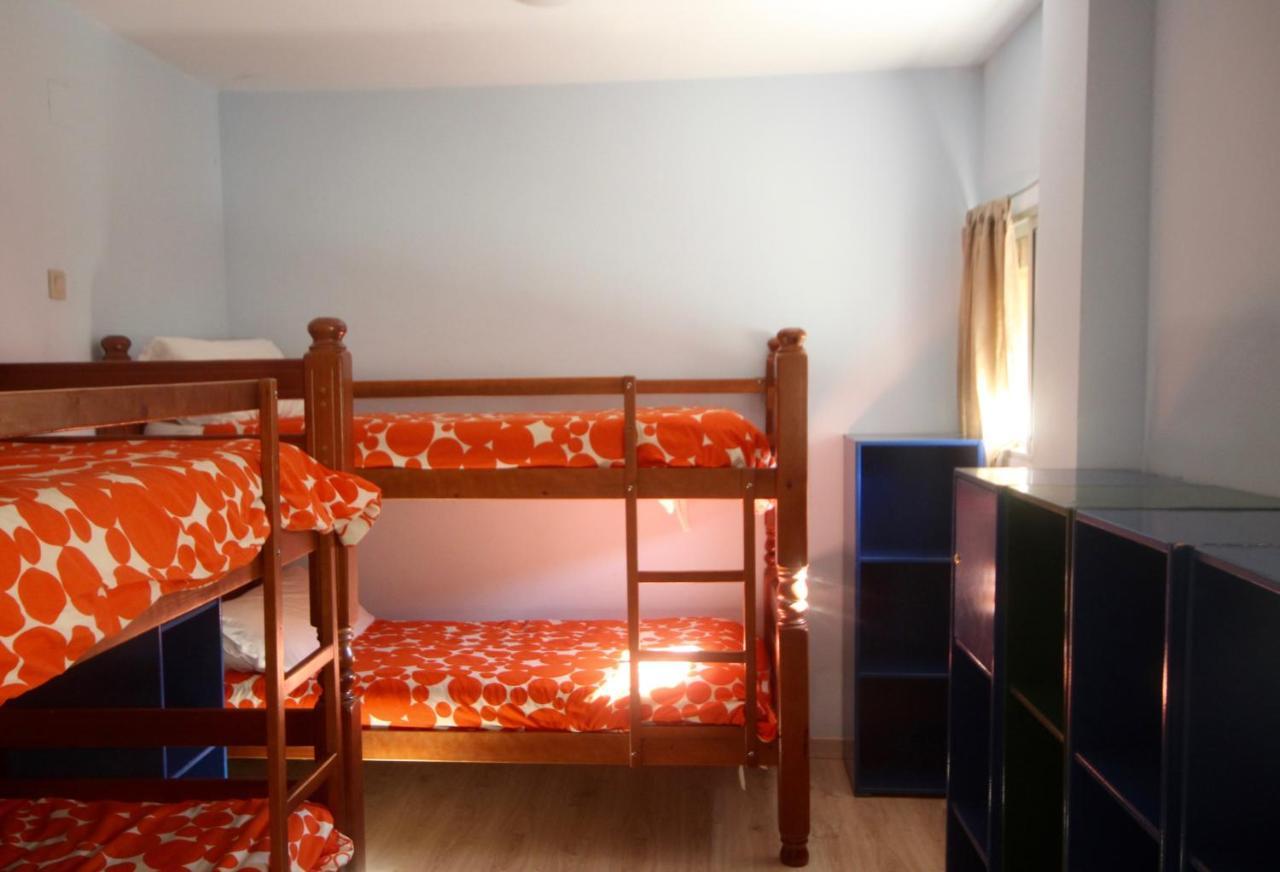 Hostel El Lago, Caceres Хараіс-де-ла-Вера Номер фото
